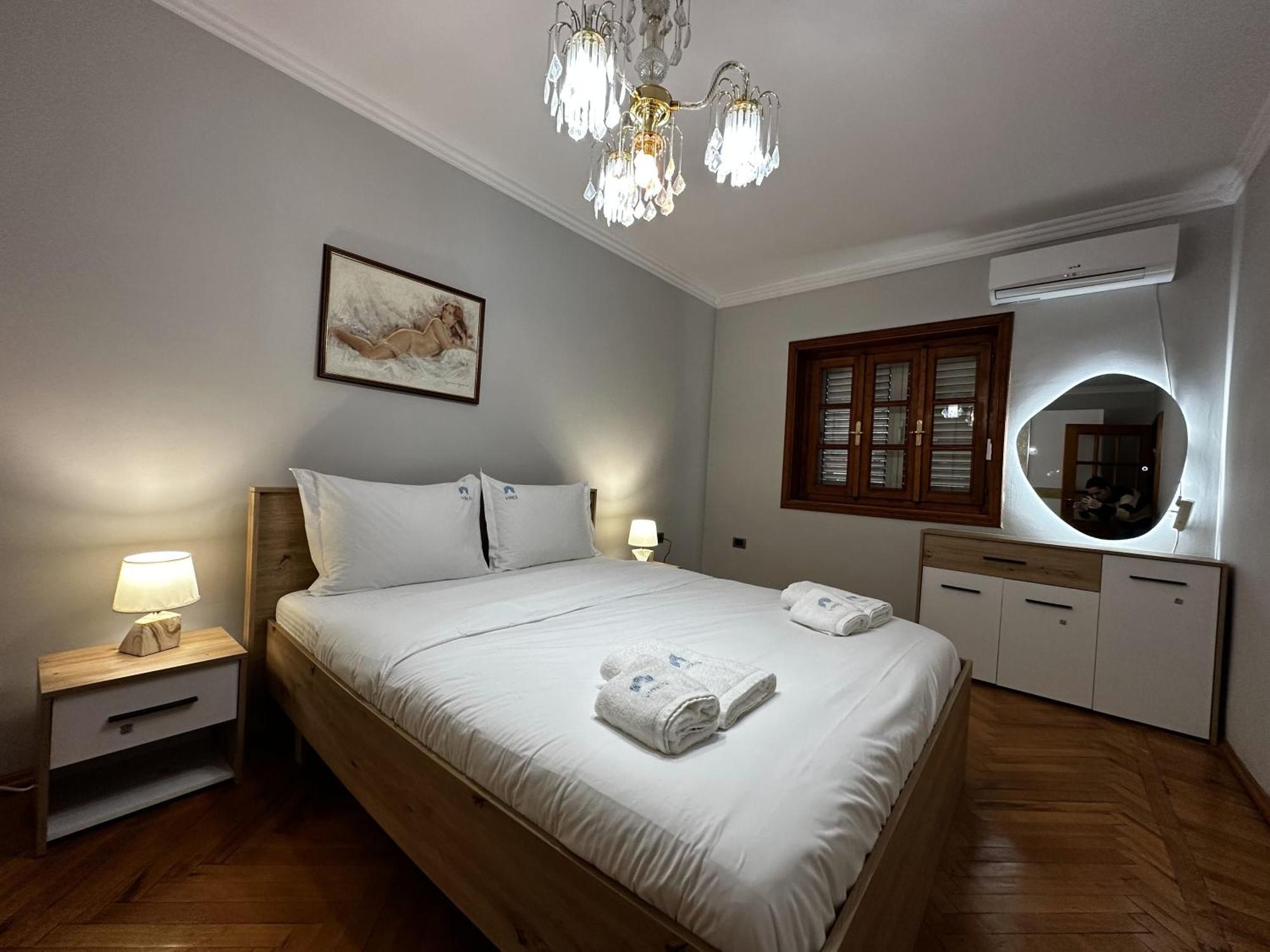 Tirana Treasure: Chic 2Br-Apartment 8Min To Skanderbeg Place Ngoại thất bức ảnh
