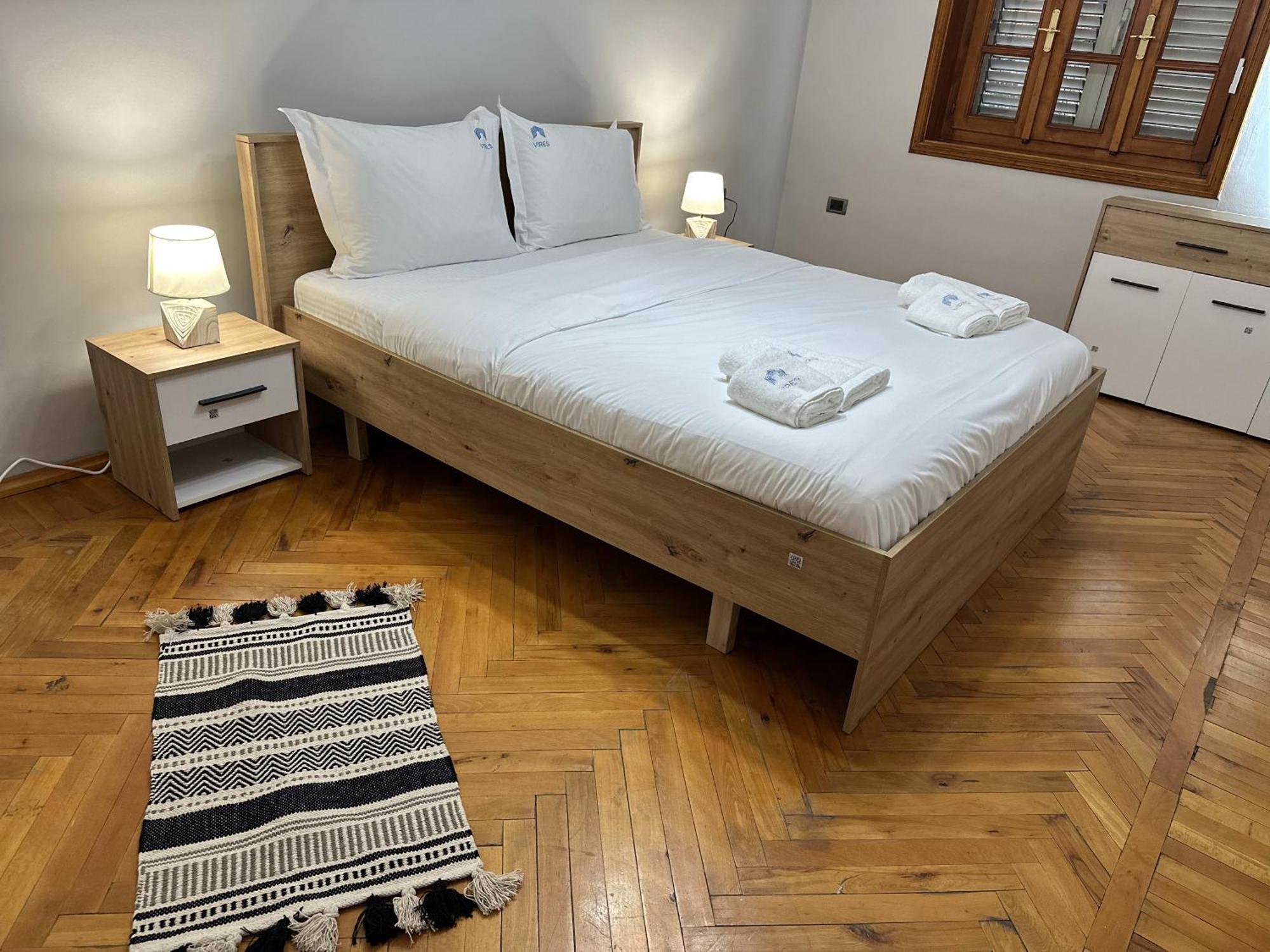 Tirana Treasure: Chic 2Br-Apartment 8Min To Skanderbeg Place Ngoại thất bức ảnh